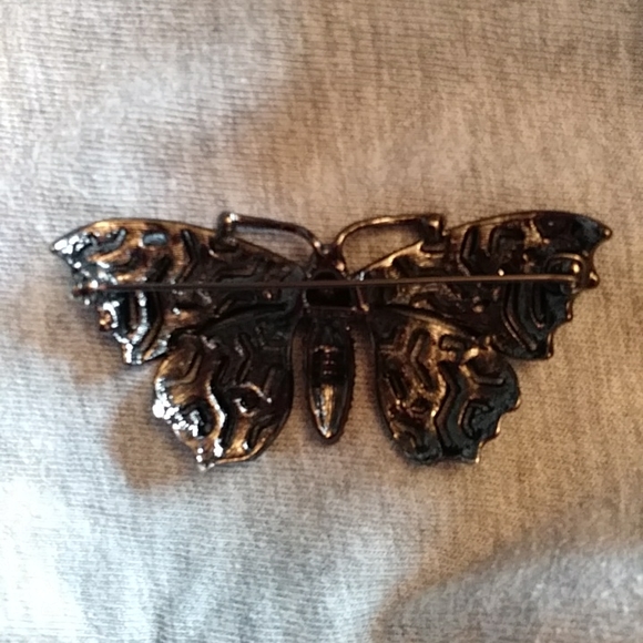 Butterfly pin - Picture 2 of 3